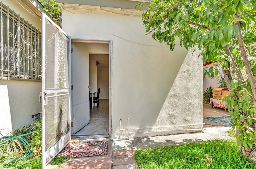 11018 Montecito Dr, El Monte CA 91731-2120 exterior