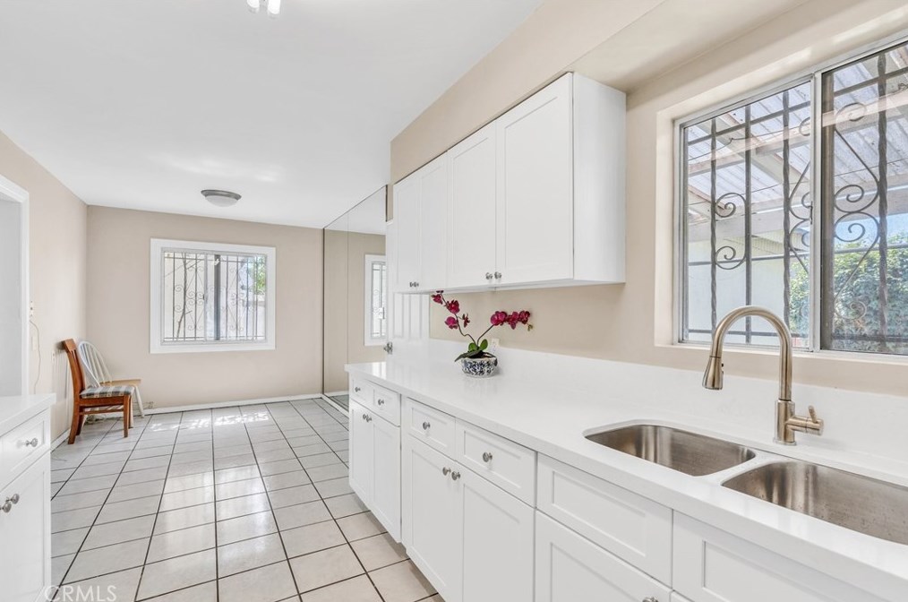 11018 Montecito Dr, El Monte CA 91731-2120 exterior