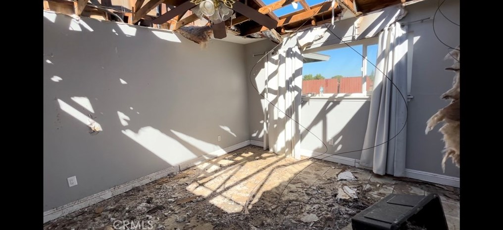 9502 Timberlane Ave, Hesperia CA  92345-6340 exterior