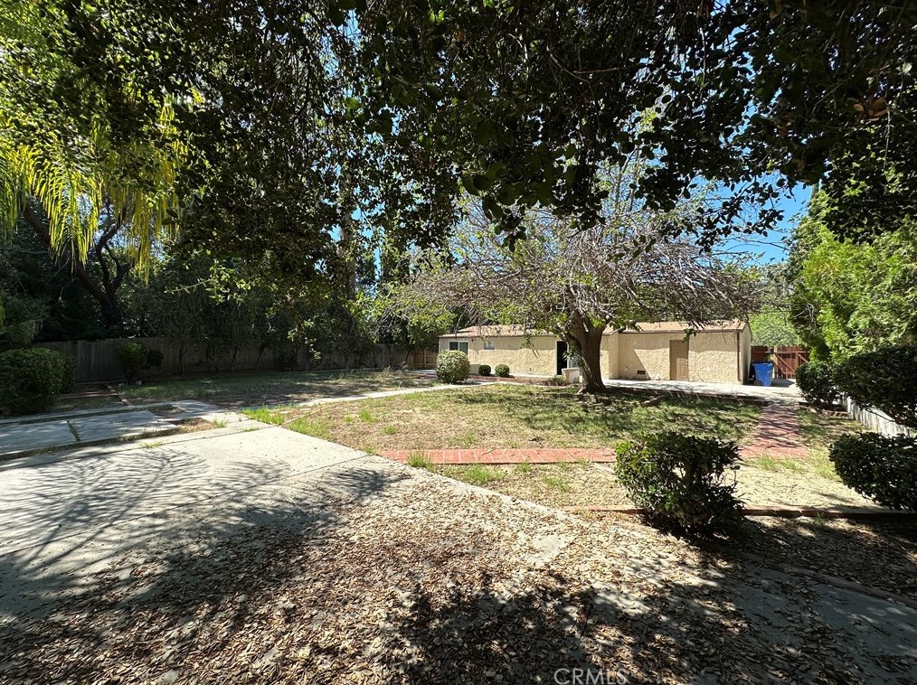 12126 El Oro Way, San Fernando CA  91344-2306 exterior