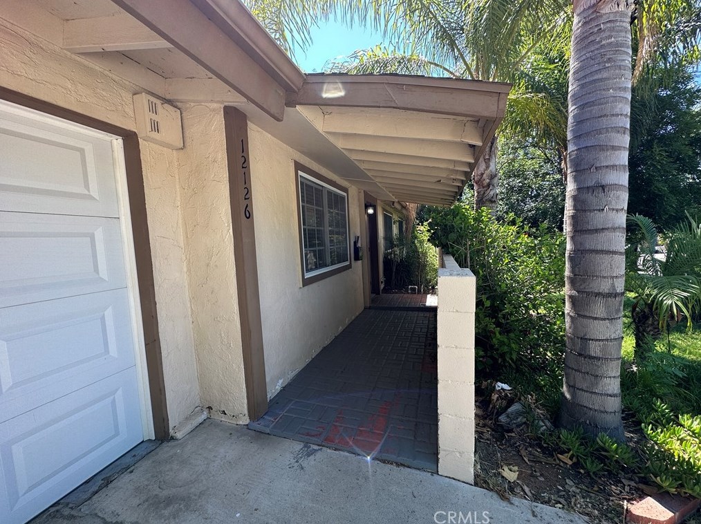 12126 El Oro Way, San Fernando CA  91344-2306 exterior