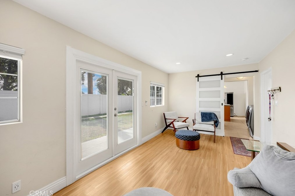 2105 San Marcos Pl, Claremont CA  91711-1766 exterior