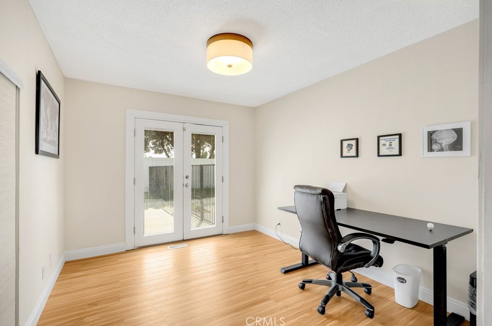 2105 San Marcos Pl, Claremont CA  91711-1766 exterior