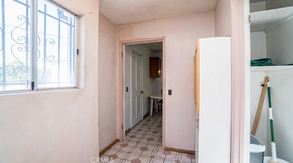 12912 Mccune Ave, Los Angeles CA  90066-3528 exterior