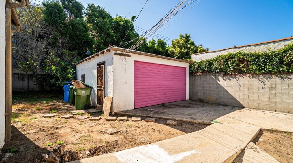 12912 Mccune Ave, Los Angeles CA  90066-3528 exterior