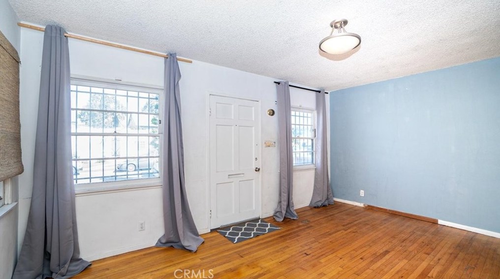 12912 Mccune Ave, Los Angeles CA  90066-3528 exterior