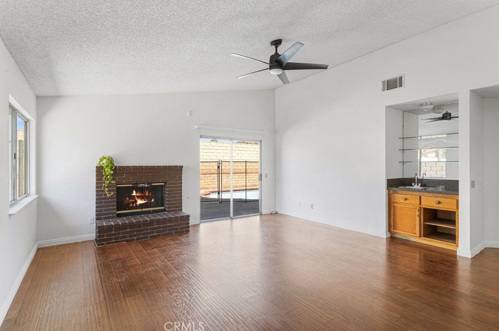 26308 Alturas Creek Dr, Moreno Valley CA 92555-6819 exterior