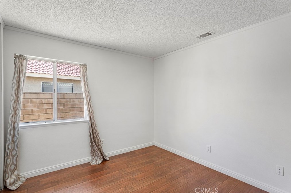 26308 Alturas Creek Dr, Moreno Valley CA 92555-6819 exterior