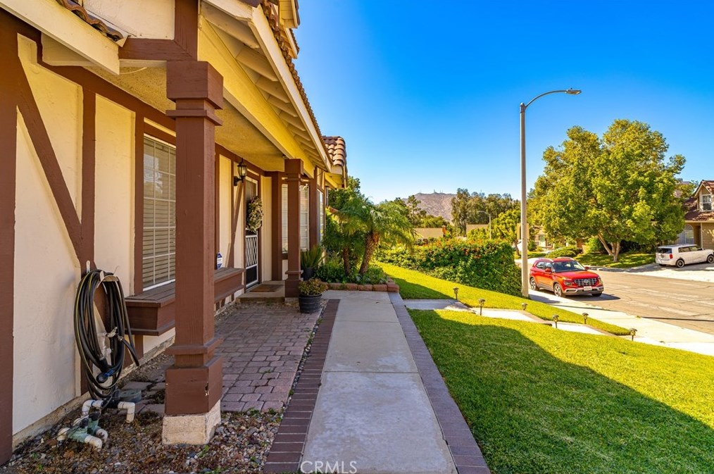 24585 Meadow Grass Way, Moreno Valley CA  92557-4129 exterior