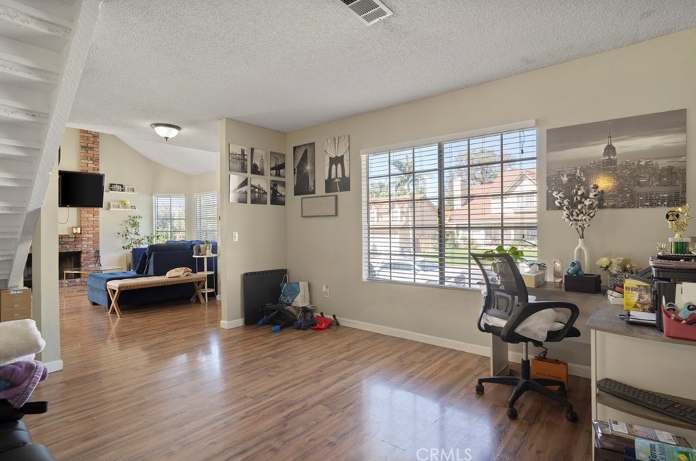 24585 Meadow Grass Way, Moreno Valley CA  92557-4129 exterior