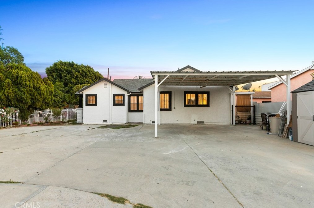 4209 Mckinley Ave, Los Angeles CA  90011-3025 exterior