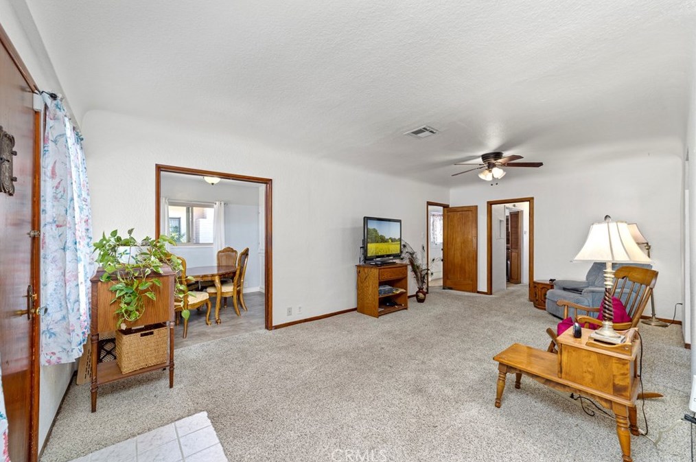 352 Madison Ave, Pomona CA  91767-3124 exterior