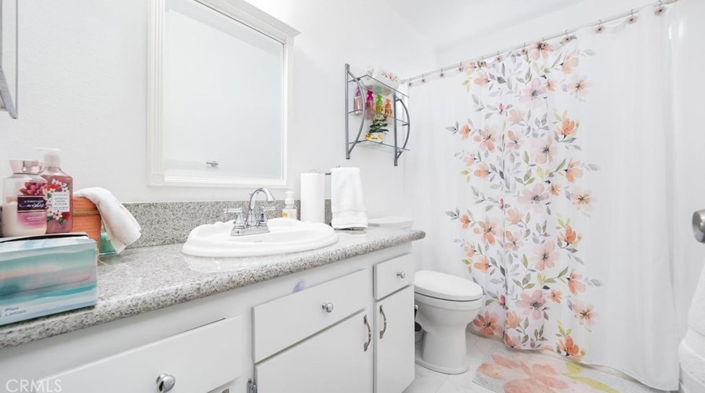 17280 Mesa Ave, Fontana CA  92336-2151 exterior