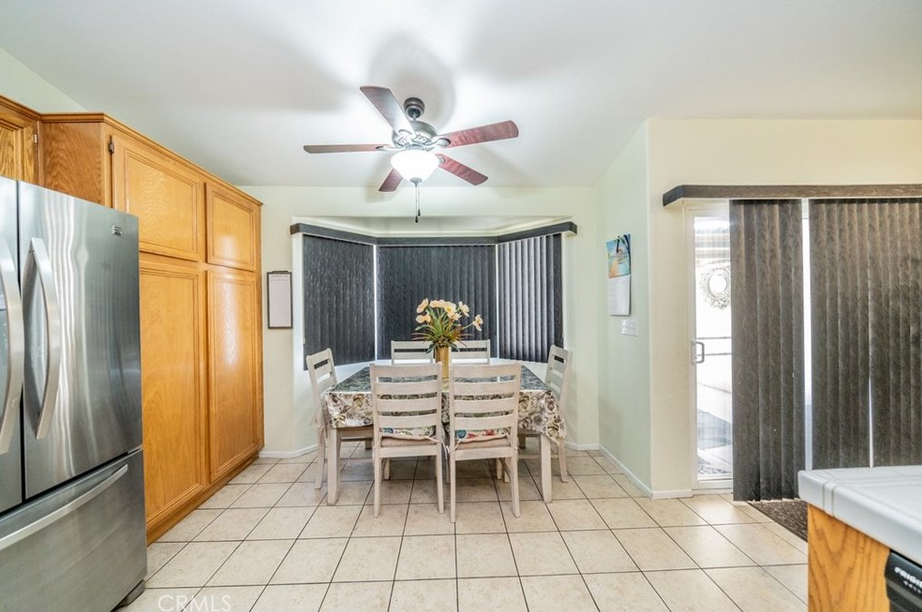 9052 Powell Ave, Hesperia CA  92344-8291 exterior