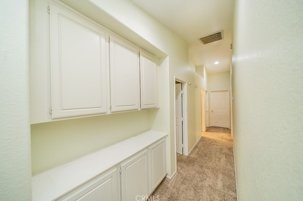 9052 Powell Ave, Hesperia CA  92344-8291 exterior