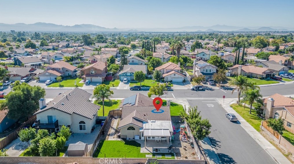 9052 Powell Ave, Hesperia CA  92344-8291 exterior