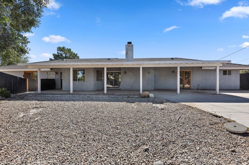 13052 Quapaw Rd, Apple Valley CA  92308-6269 exterior