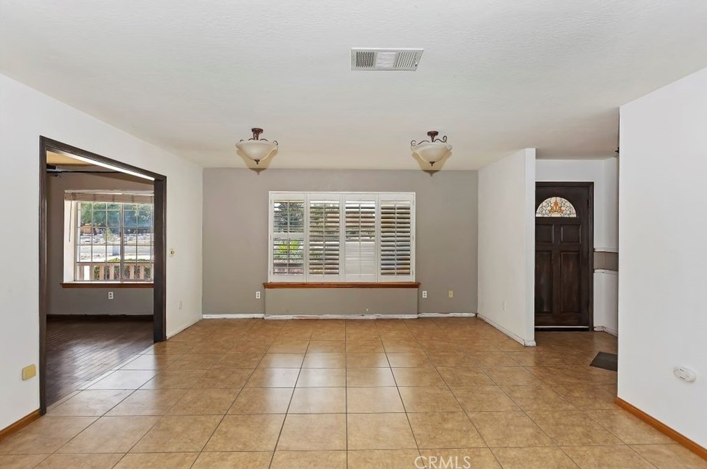 13052 Quapaw Rd, Apple Valley CA  92308-6269 exterior