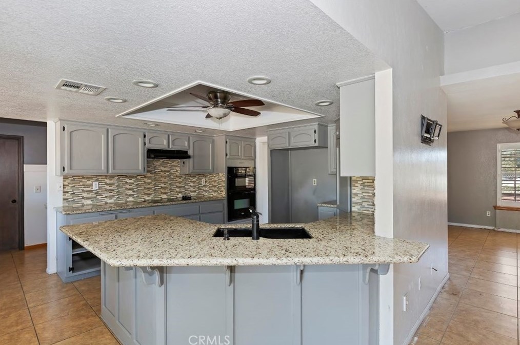 13052 Quapaw Rd, Apple Valley CA  92308-6269 exterior