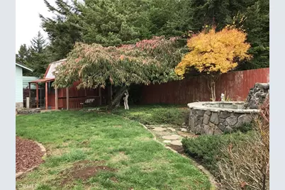 705 Prefontaine Dr, Coos Bay, OR 97420 - Photo 17