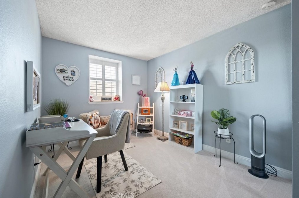 11611 Homewood Pl, Fontana CA  92337-0669 exterior