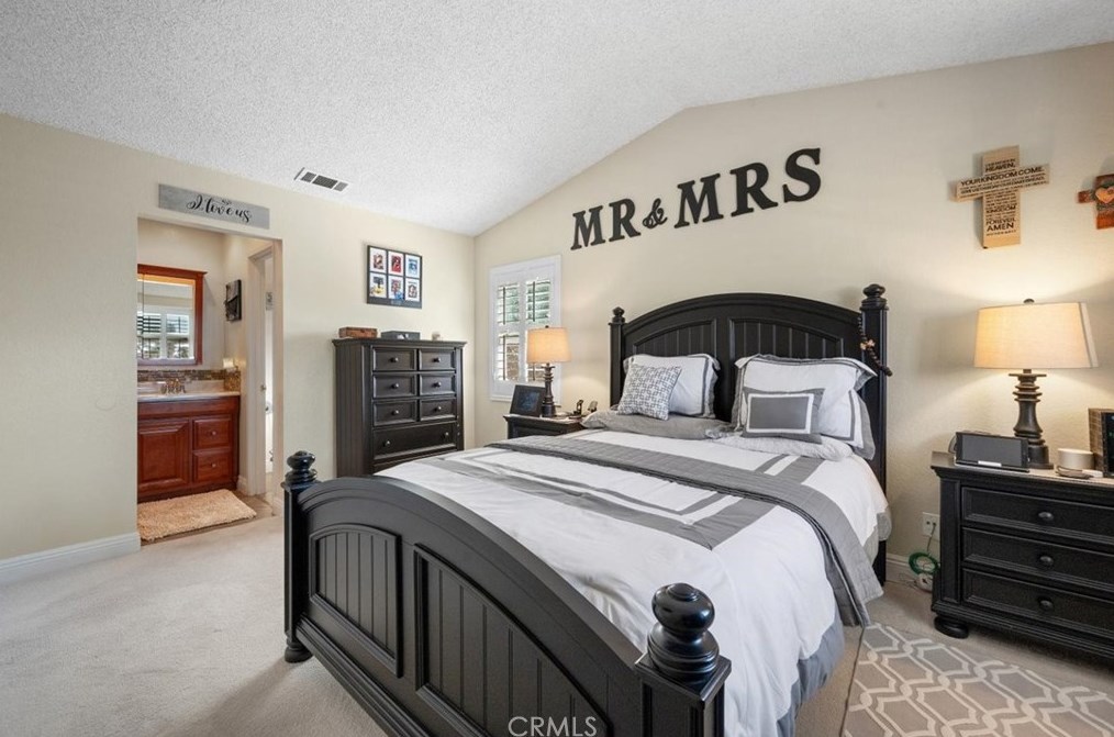 11611 Homewood Pl, Fontana CA  92337-0669 exterior