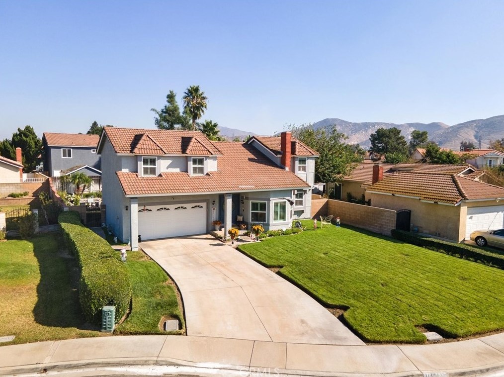 11611 Homewood Pl, Fontana CA  92337-0669 exterior