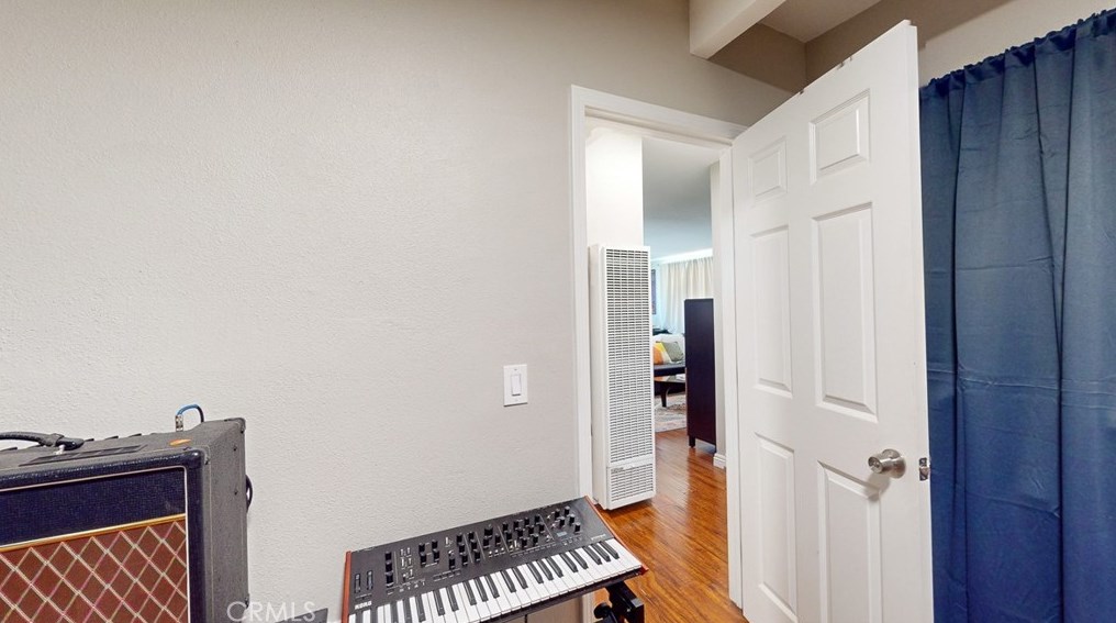 6742 Citrus Ave, Fontana CA  92336-1403 exterior