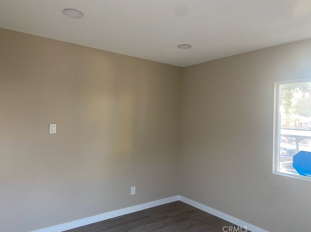 6824 Converse Ave, Los Angeles CA  90001-2026 exterior