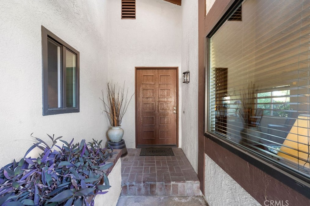 744 Davenport Cir, Claremont CA  91711-2937 exterior