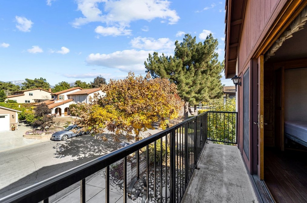 744 Davenport Cir, Claremont CA  91711-2937 exterior