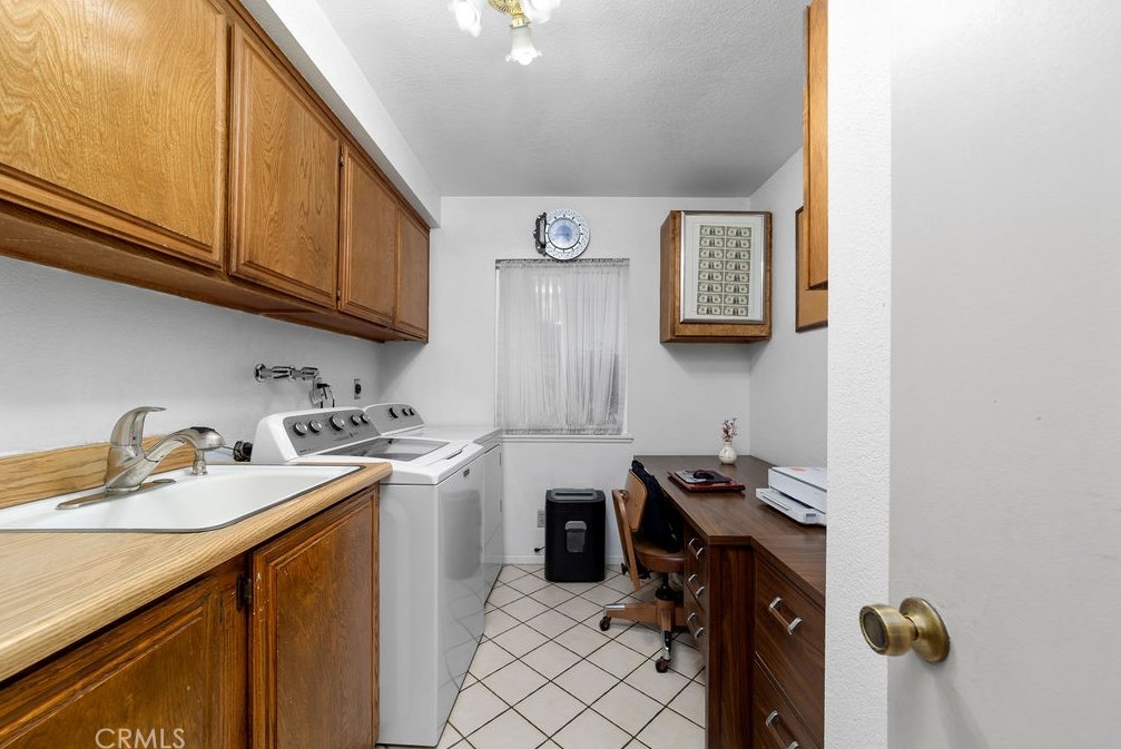 744 Davenport Cir, Claremont CA  91711-2937 exterior