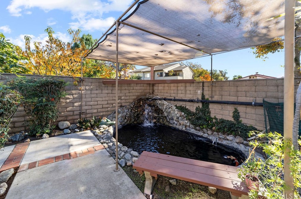 744 Davenport Cir, Claremont CA  91711-2937 exterior