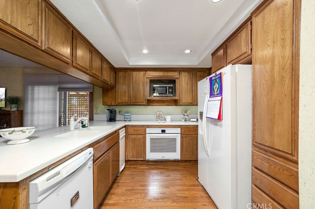 744 Davenport Cir, Claremont CA  91711-2937 exterior