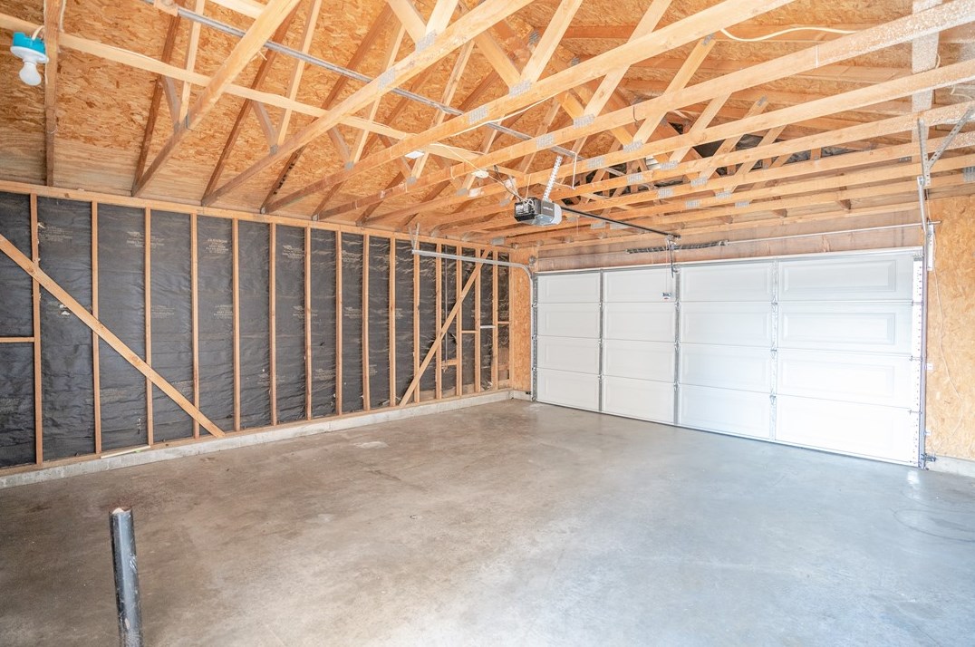 15597 Via Bahia St, Hesperia CA  92345-4424 exterior