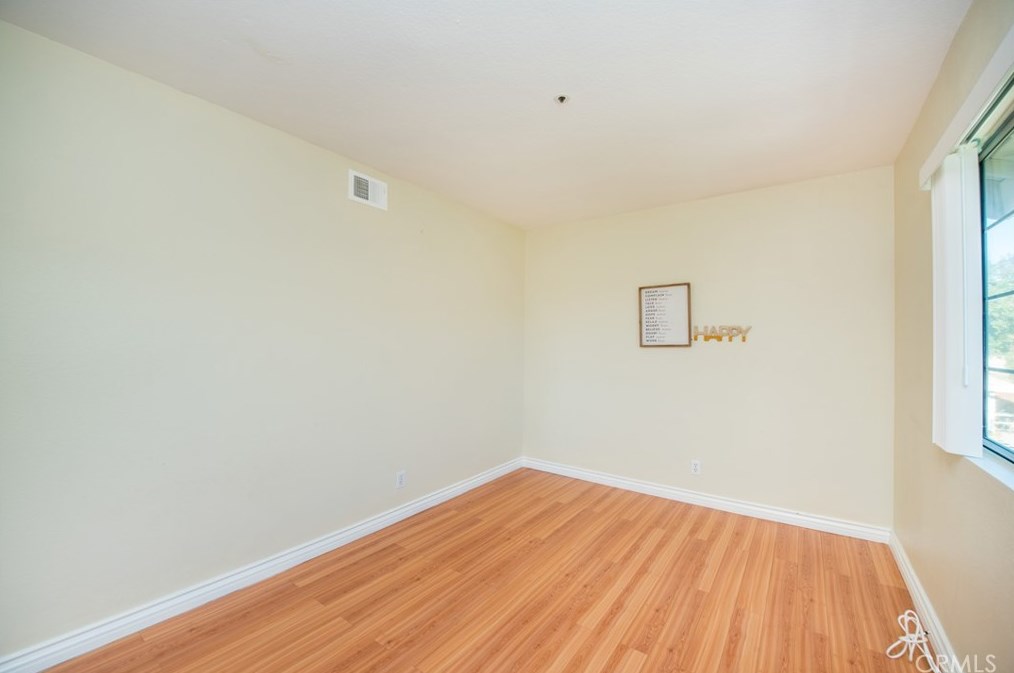 7927 Tapia St, Fontana CA  92336-3816 exterior