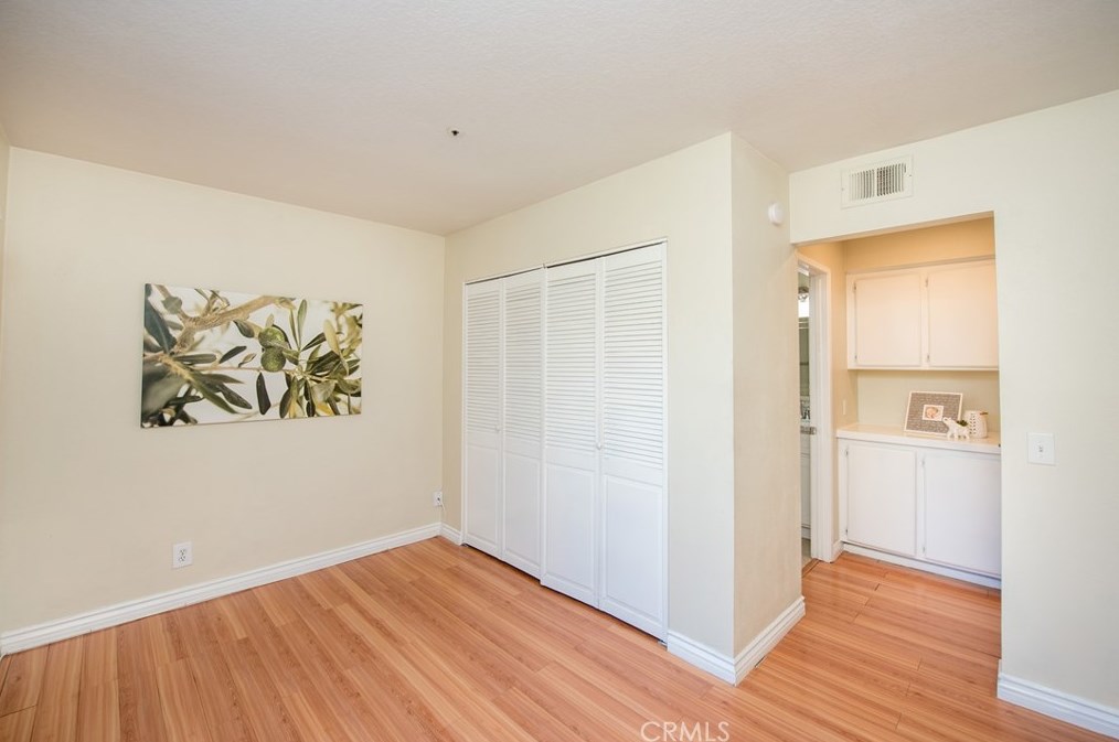 7927 Tapia St, Fontana CA  92336-3816 exterior