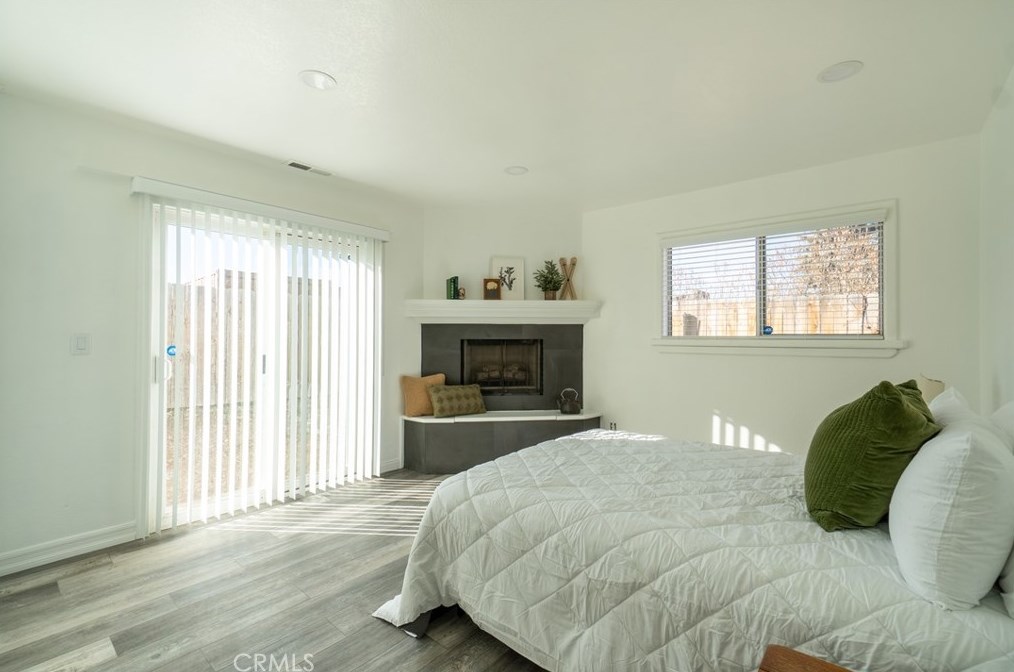 114 Meadow Ln, Big Bear City CA  92314-9410 exterior