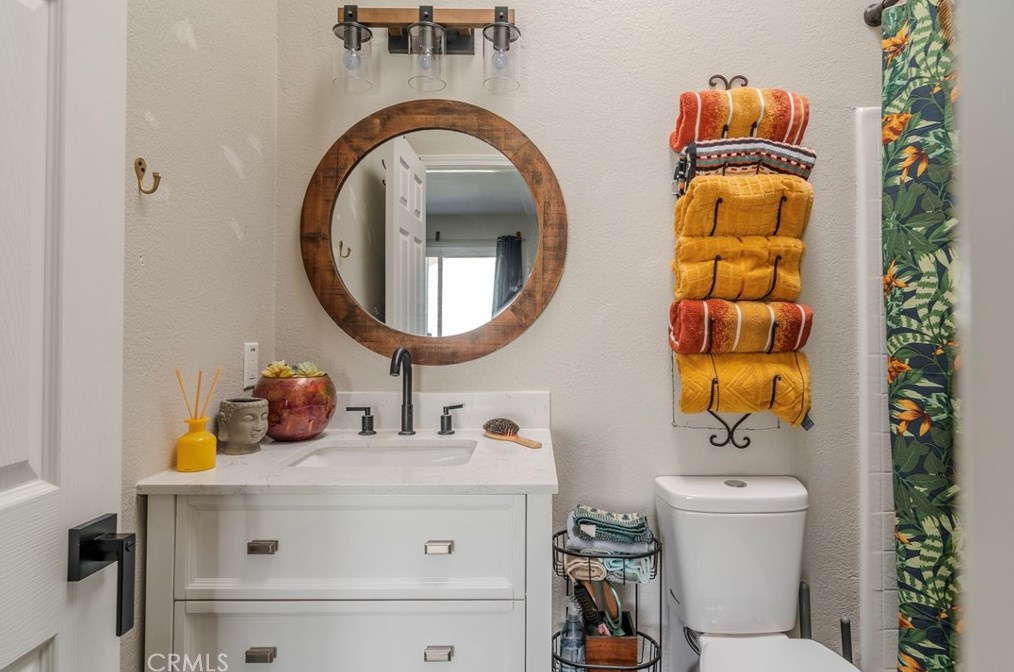 7783 Celeste Ave, Fontana CA  92336-2478 exterior