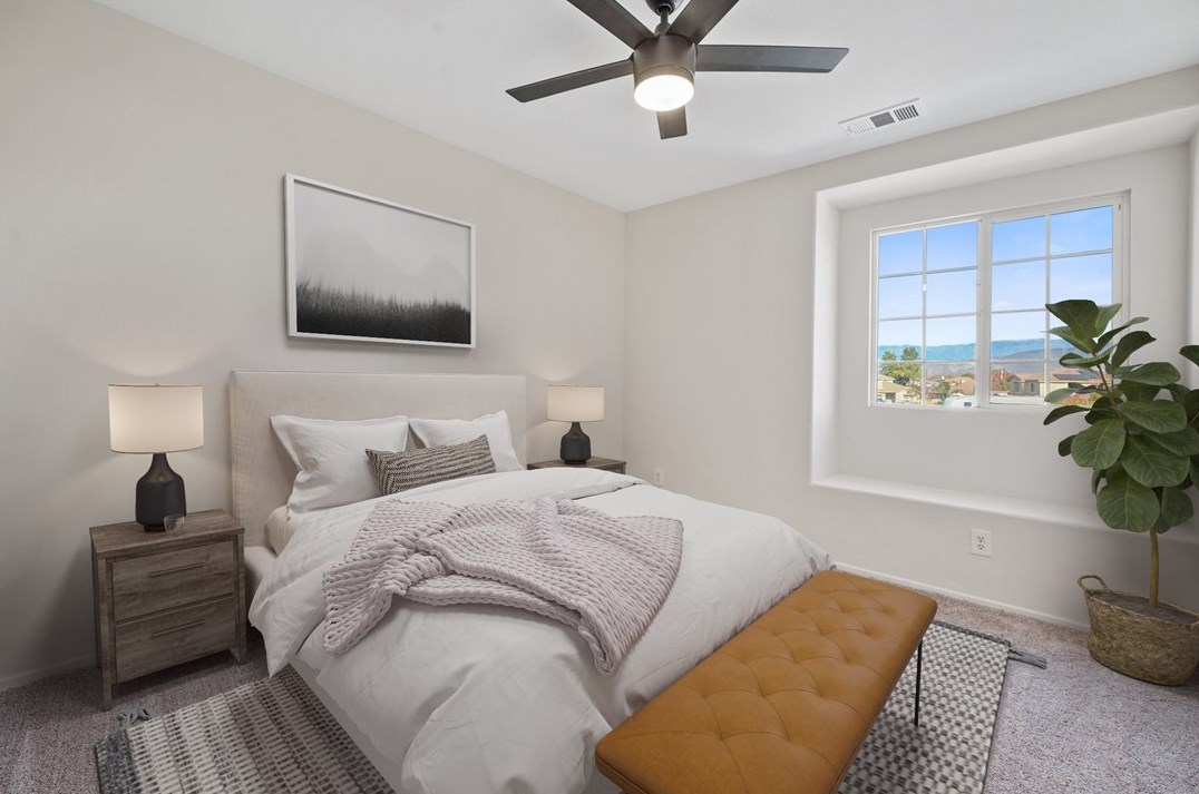 745 Conlon Dr, Hemet CA  92545-1513 exterior