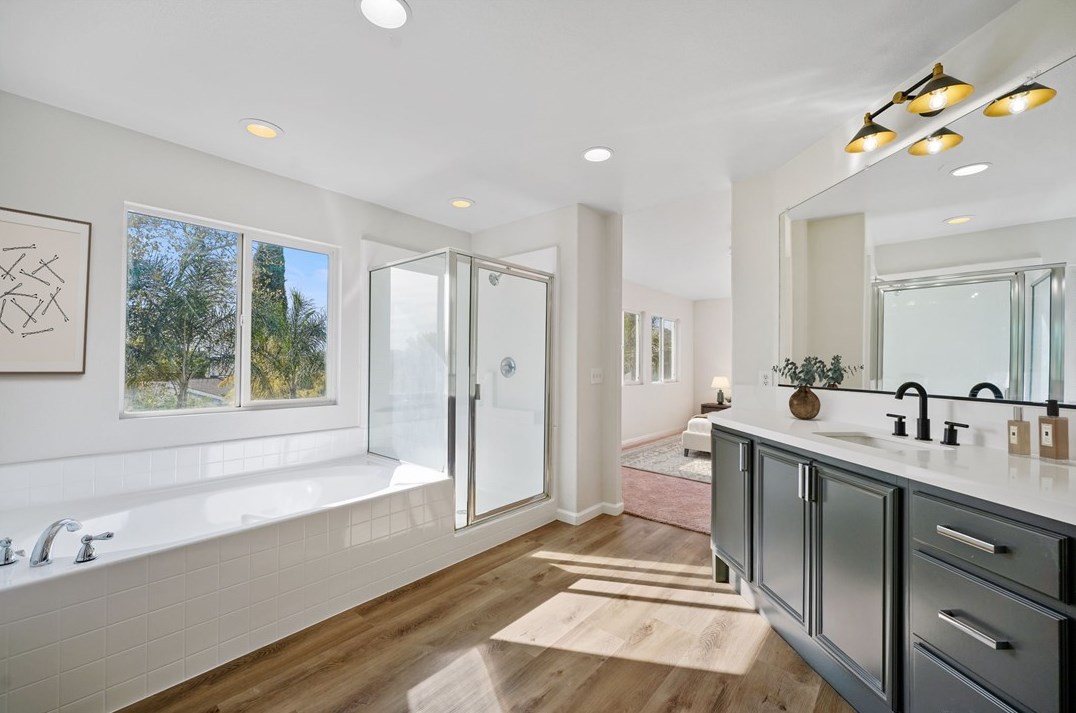 745 Conlon Dr, Hemet CA  92545-1513 exterior