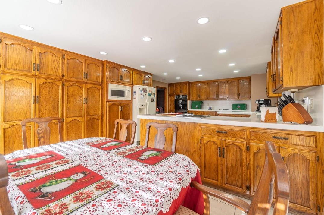 18672 Pacific St, Hesperia CA  92345-5531 exterior