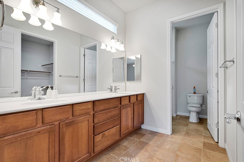 10065 Wilmington Ln, Apple Valley CA  92308-3361 exterior