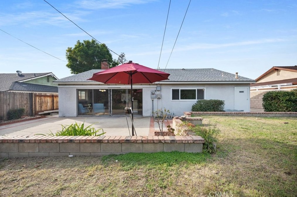 3194 Falcon St, Pomona CA  91767-1006 exterior