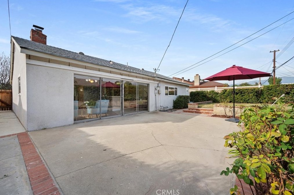 3194 Falcon St, Pomona CA  91767-1006 exterior