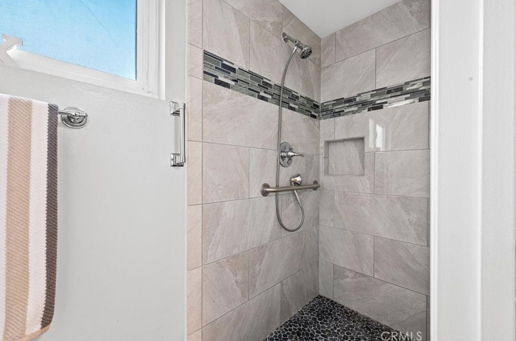 3194 Falcon St, Pomona CA  91767-1006 exterior