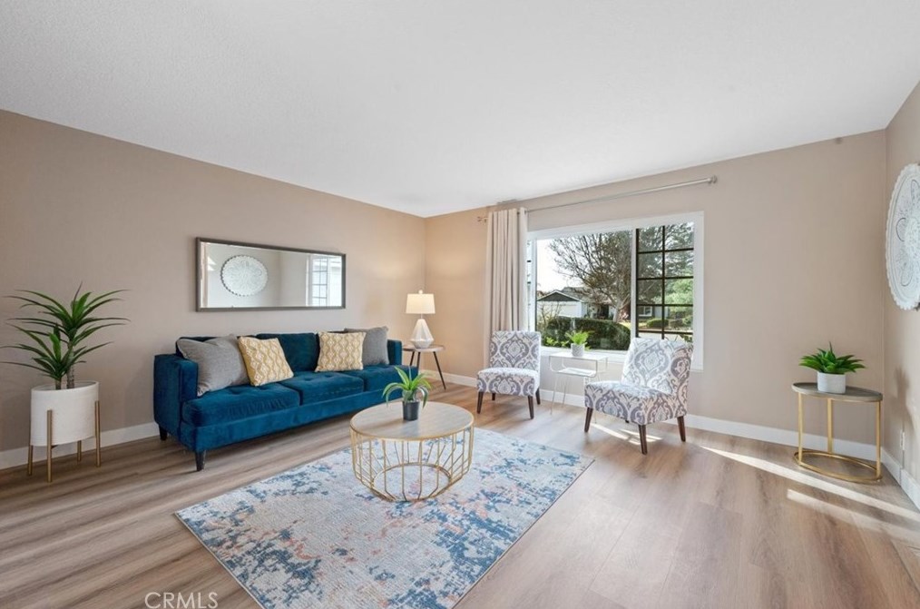 3194 Falcon St, Pomona CA  91767-1006 exterior