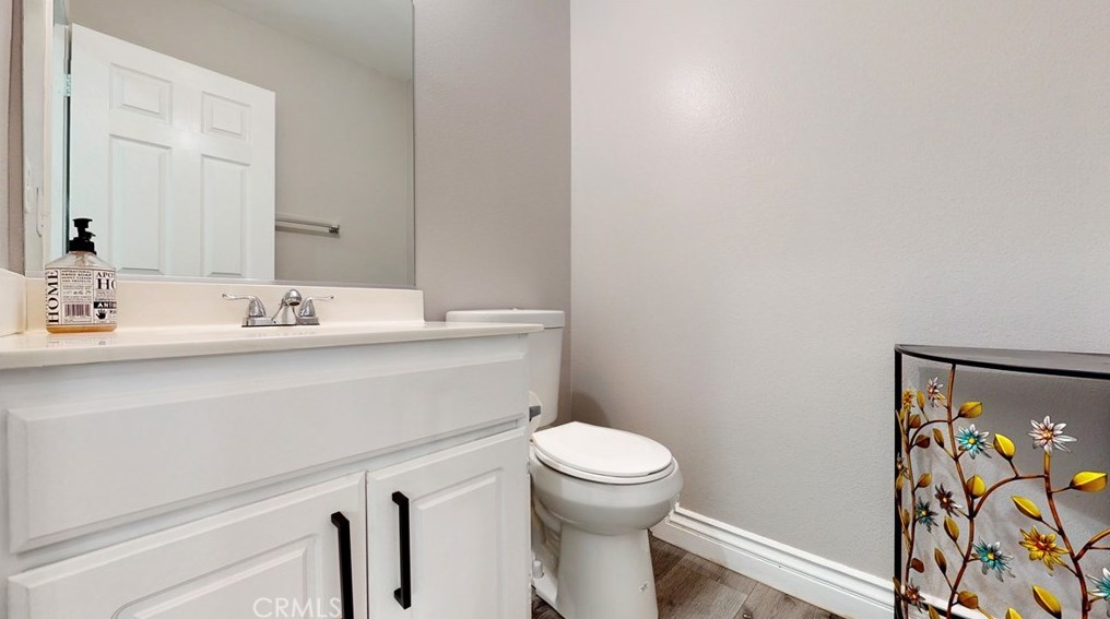 13216 Long Meadow St, Hesperia CA  92344-9266 exterior