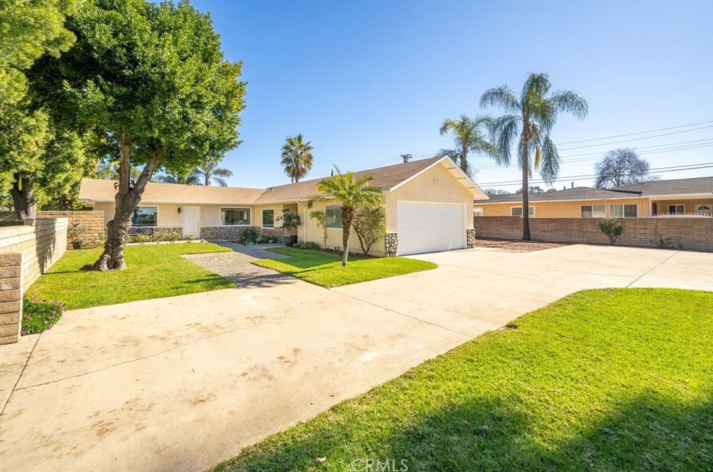 902 Shady Ln, Glendora CA  91740-5395 exterior