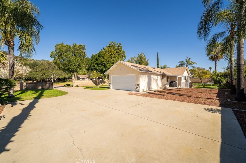 902 Shady Ln, Glendora CA  91740-5395 exterior